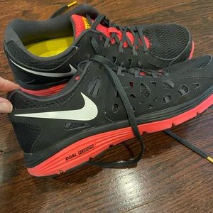 Nike Livestrong trainers.